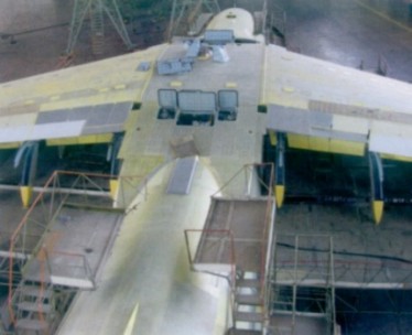 Indian Il-76 AWACS at the Tashkent factory in May 2005
